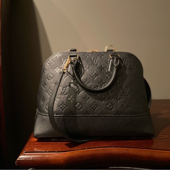 NWT Louis Vuitton Neo Alma PM. Black leather with GHW. - Picture 6 of 9